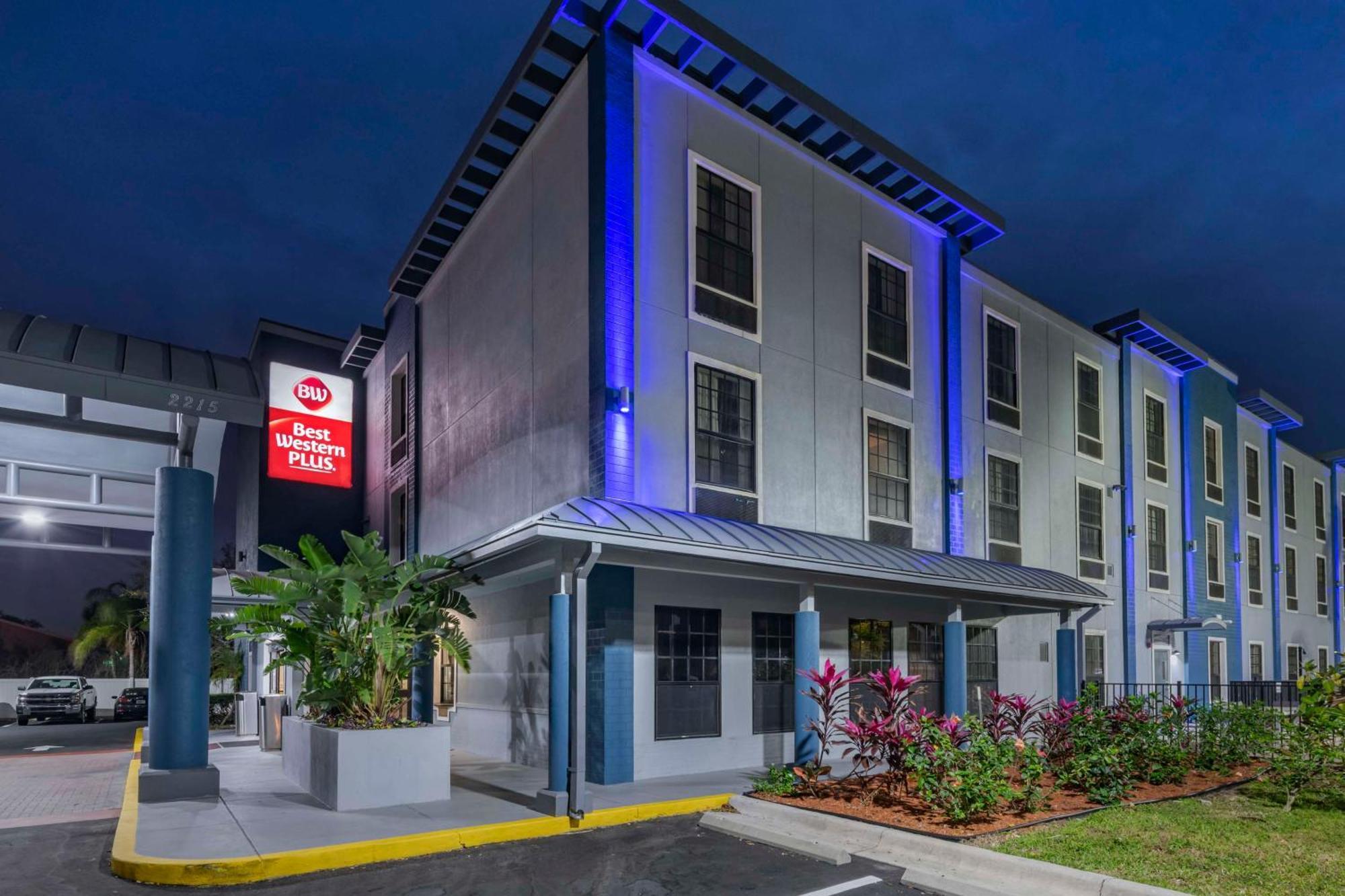 Best Western Plus Bradenton Gateway Hotel Екстериор снимка