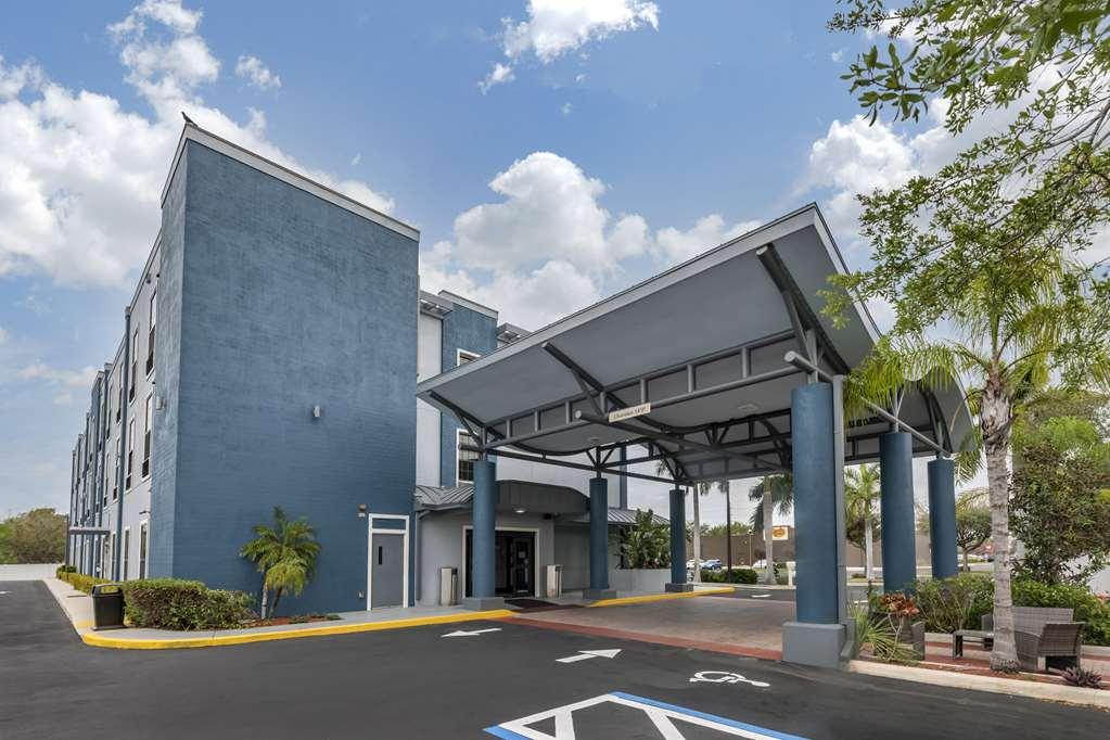 Best Western Plus Bradenton Gateway Hotel Екстериор снимка